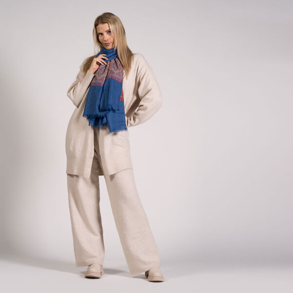Woll-Schal Model Nobel  Mittelblau mit Paisley Muster